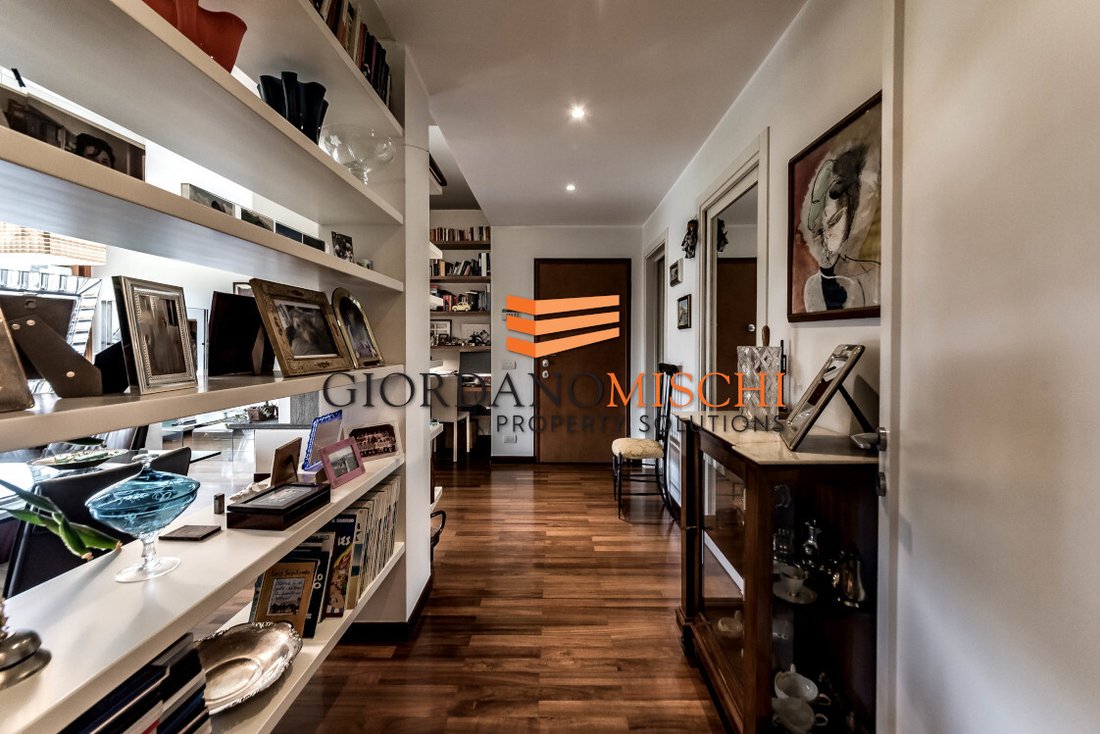 Apartment in Centro Storico, Monza, Lombardy 3 - 19020481