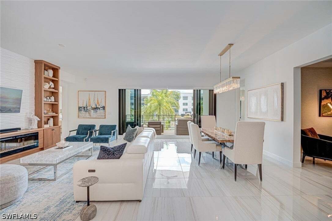 Condo in Naples, Florida, United States 5 - 19026842