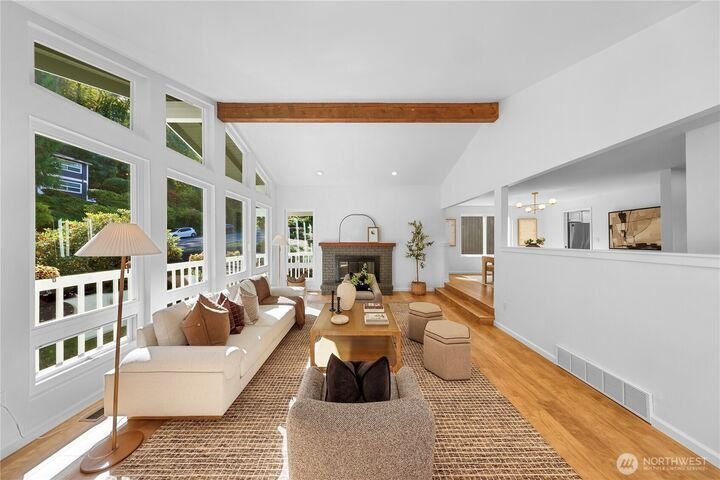 House in Bellevue, Washington, United States 5 - 19032212