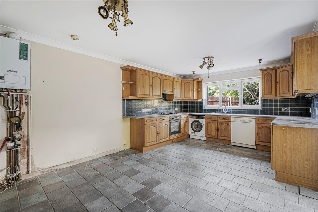 House in Kingston Upon Thames, Royal Borough of Kingston upon Thames, England 4 - 19020779