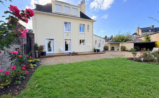 House in Pont-l'Évêque, Normandy, France 1