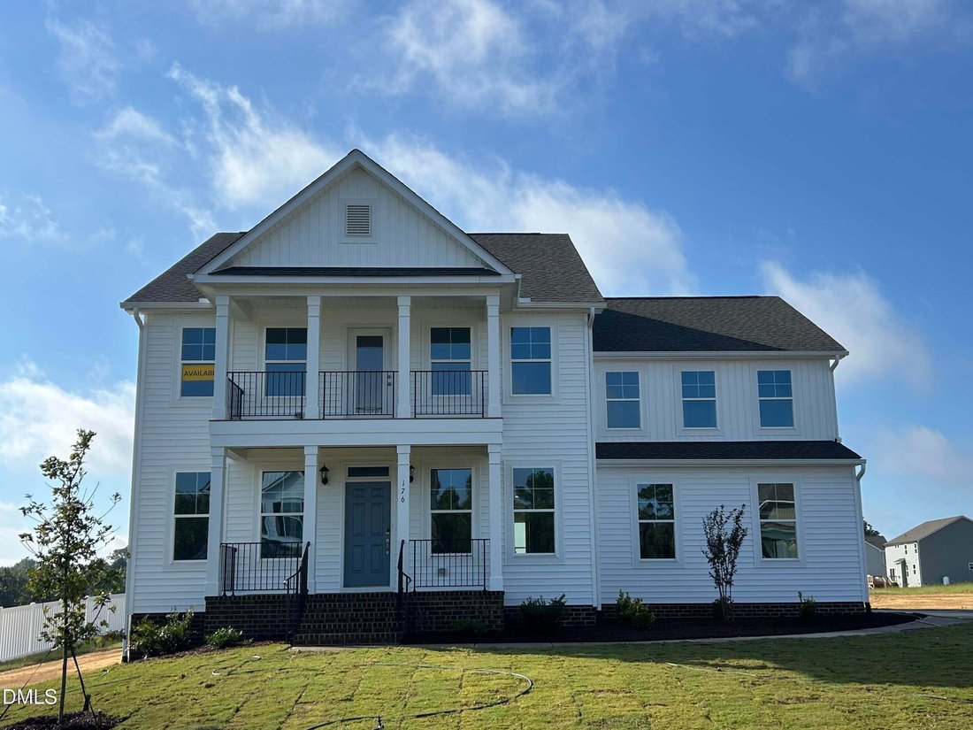 House in Four Oaks, North Carolina, United States 1 - 18285042