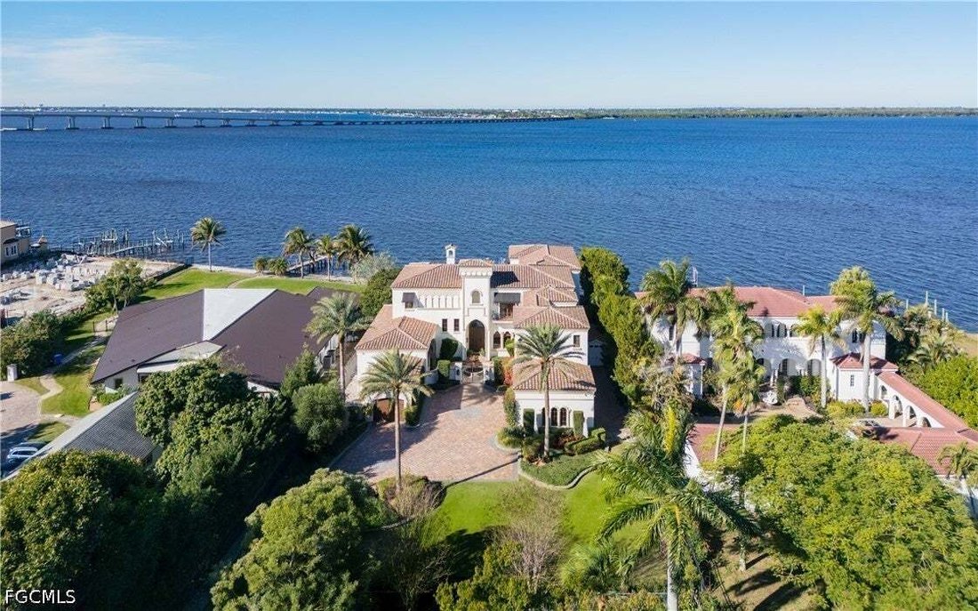 House in Fort Myers, Florida, United States 1 - 19022893