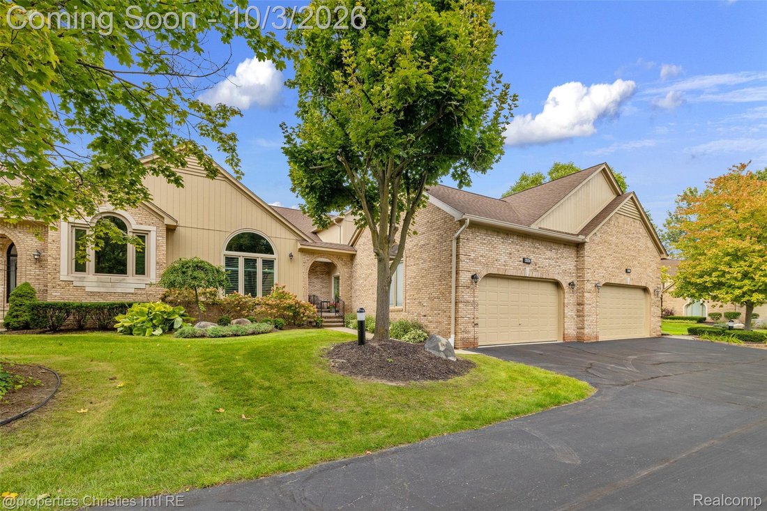 Condo in Rochester, Michigan, United States 1 - 19033005