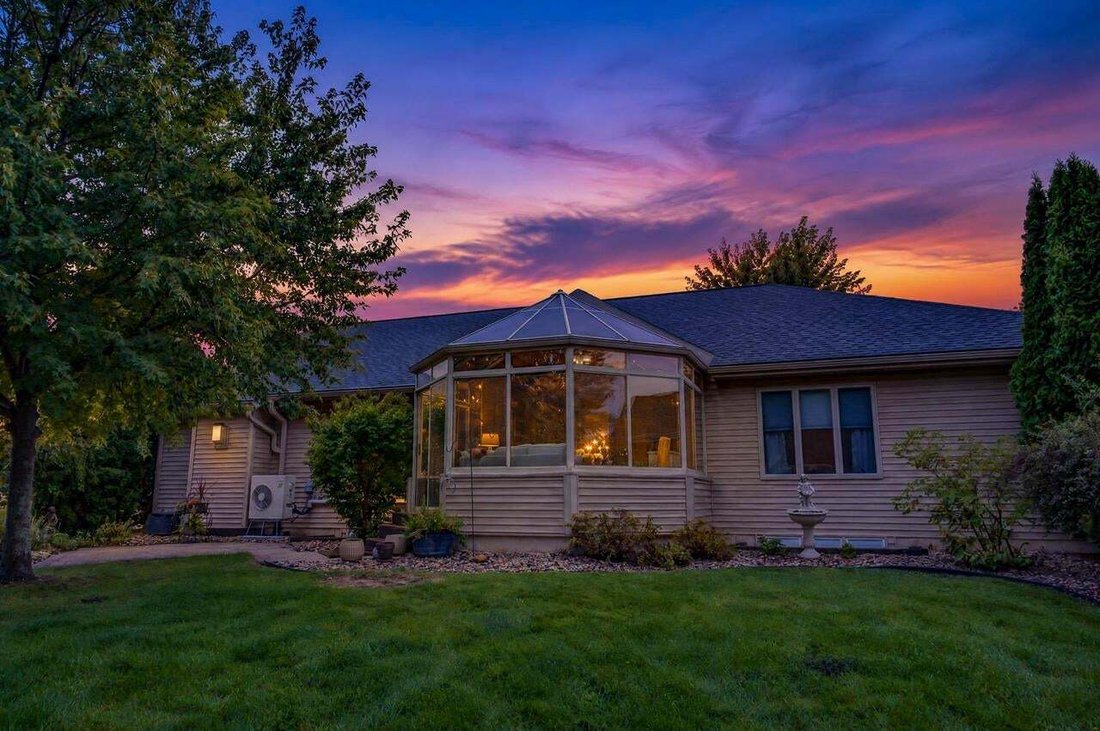 House in Cottage Grove, Wisconsin, United States 2 - 19023071