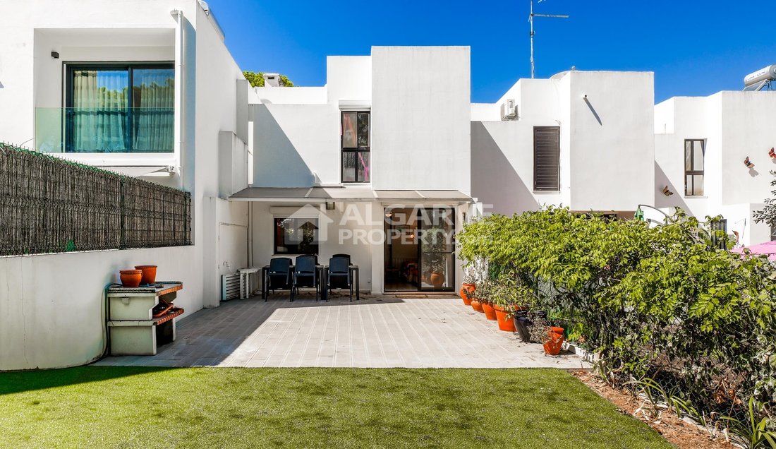 Townhouse in Vilamoura, Quarteira, Algarve 1 - 19025497