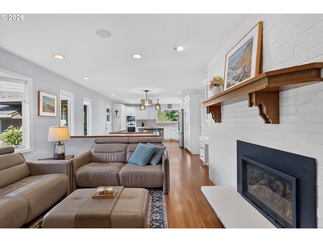 House in Lake Oswego, Oregon, United States 4 - 19023930