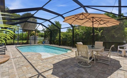 Maison à Fort Myers Beach, Floride, États-Unis 1