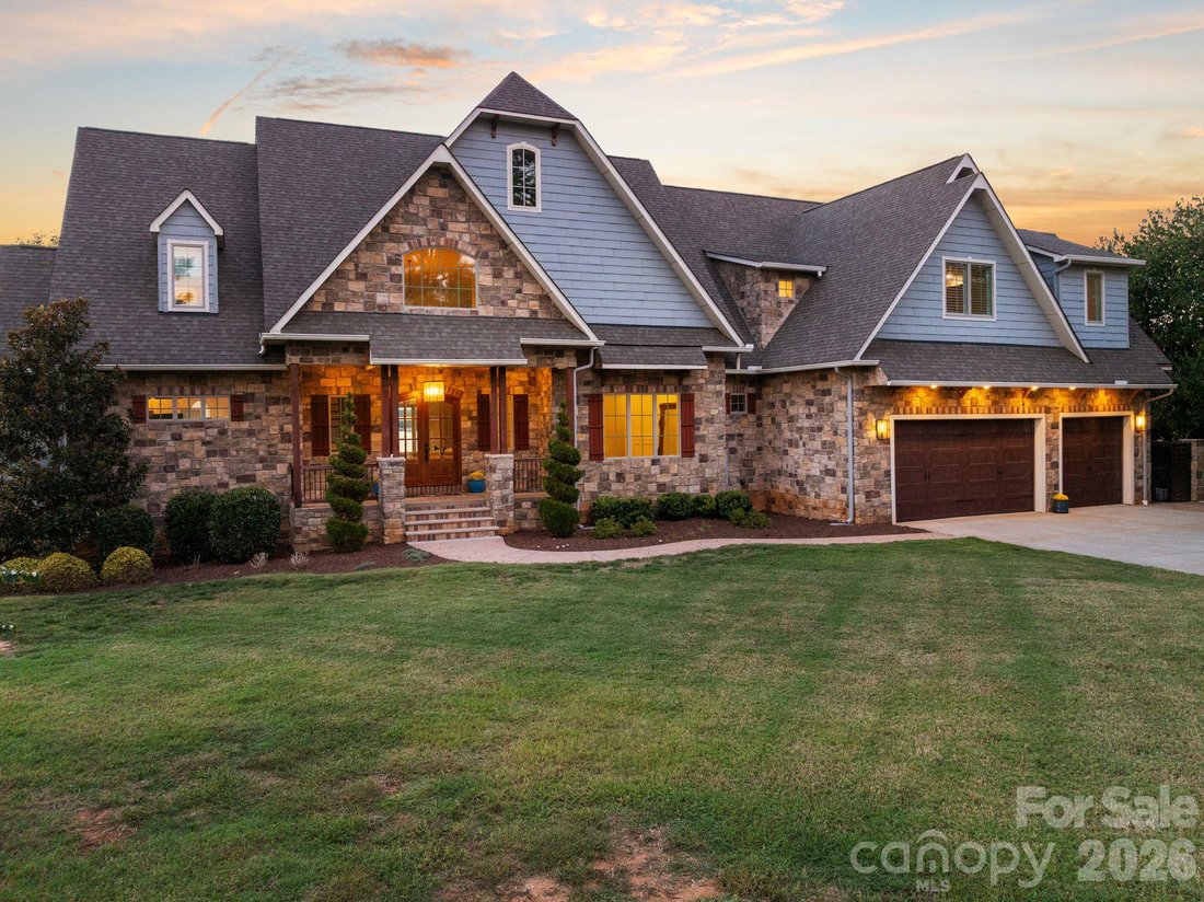 House in Mooresville, North Carolina, United States 5 - 19022392