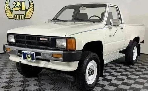 1986 Toyota Pickup Base Short Bed 4X4 in Spanaway, WA, United States 1