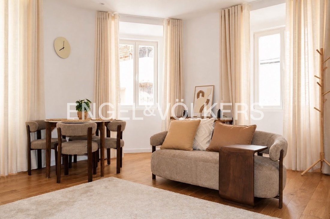 Apartment in Misericordia, Lisbon, Portugal 2 - 19025081