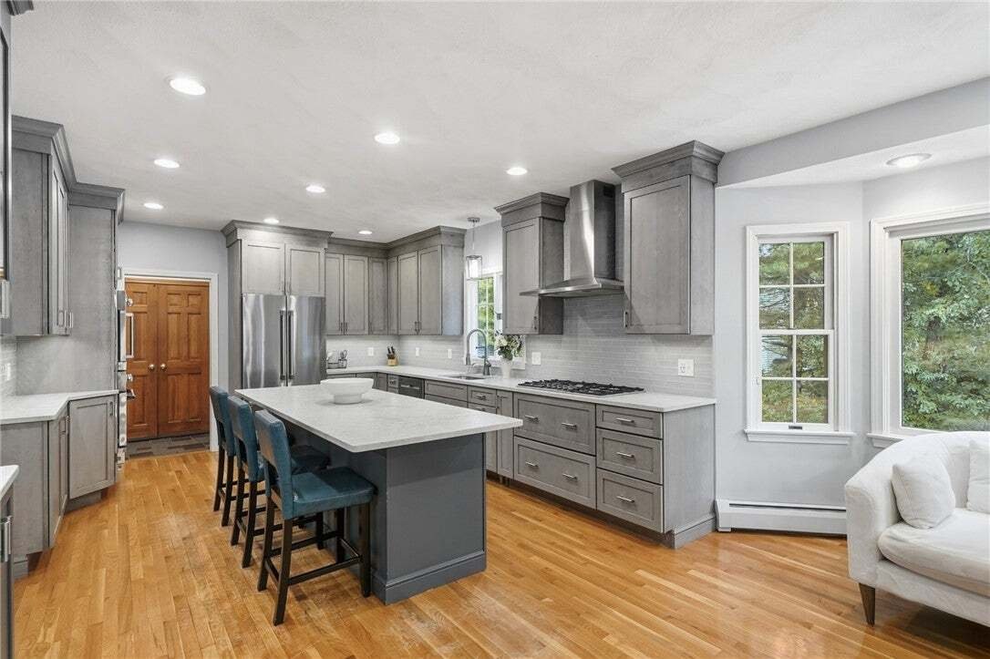 House in Warwick, Rhode Island, United States 2 - 19020422