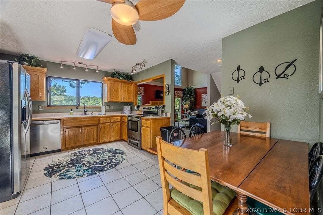 House in Sunrise Beach, Missouri, United States 5 - 19022928
