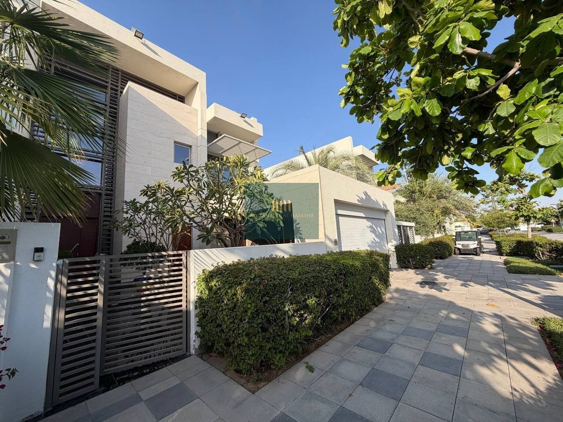 Villa in MBR City / Mohammed Bin Rashid City, Dubai, United Arab Emirates 1 - 19021328