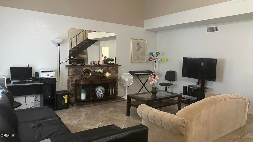 House in Oxnard, California, United States 3 - 19026437