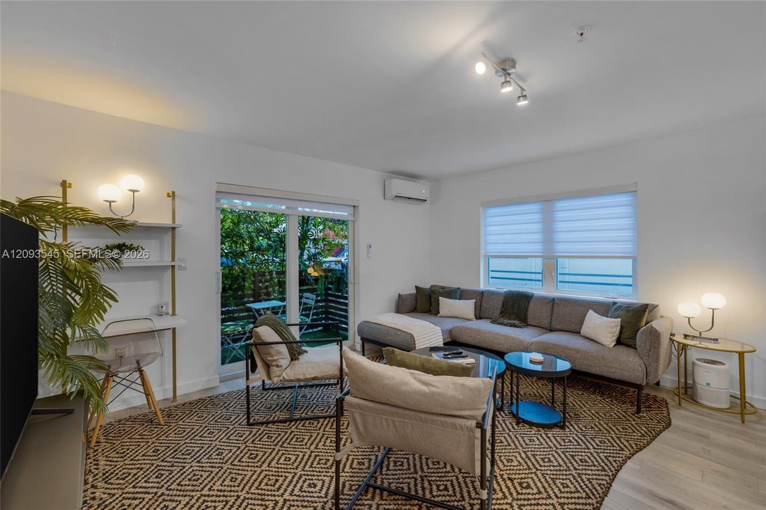 Condo in Miami Beach, Florida, United States 2 - 19025118