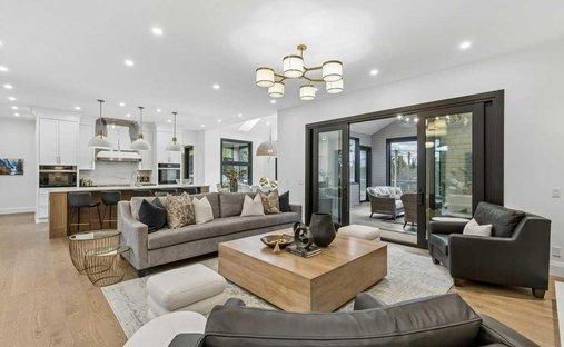 House in Calgary, Alberta, Canada 1