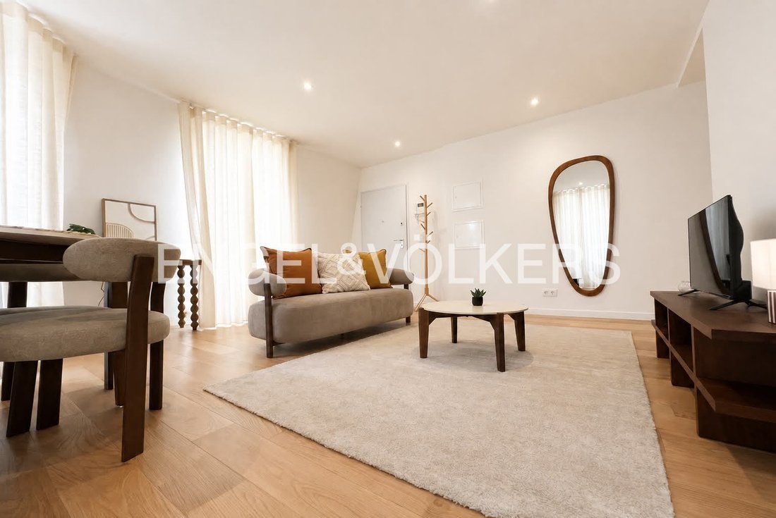 Apartment in Misericordia, Lisbon, Portugal 1 - 19025081