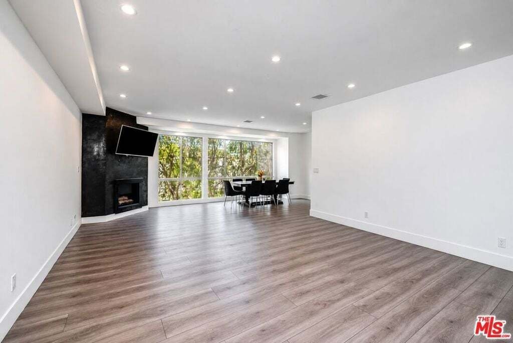 Condo in Beverly Hills, California, United States 3 - 19023295