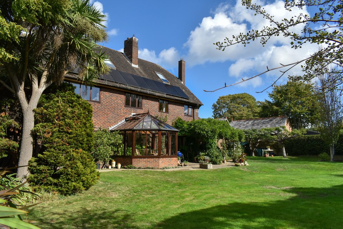 House in Lymington, England 3 - 19027120