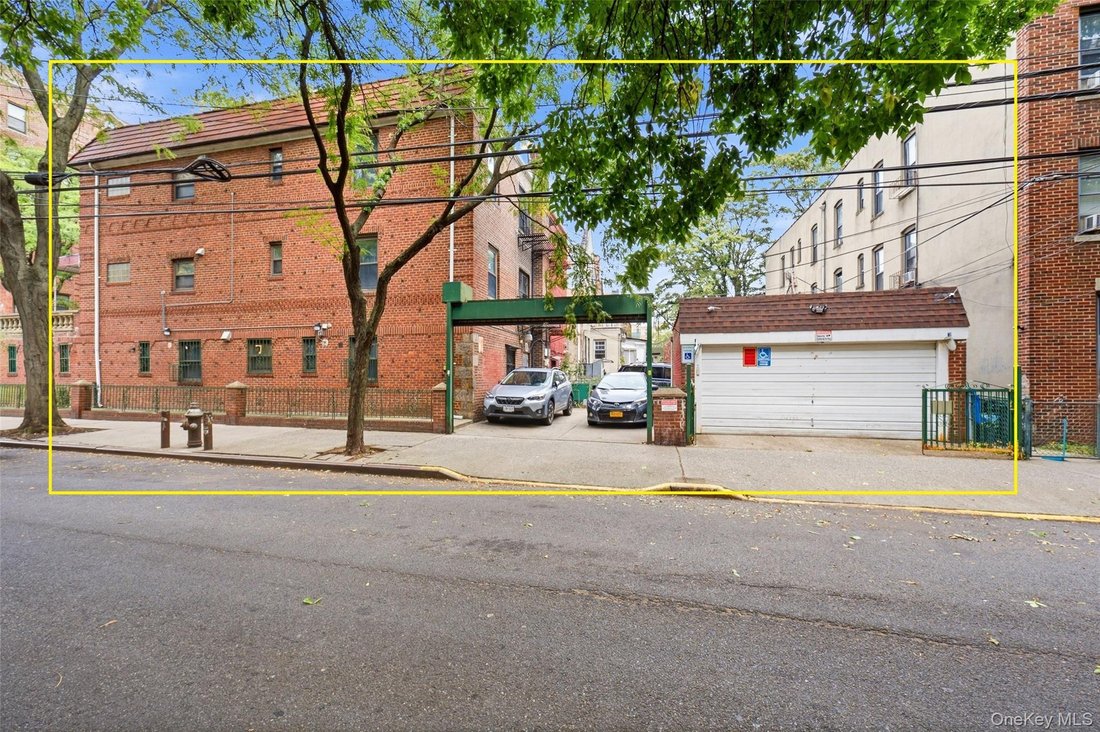 House in New York, New York, United States 2 - 19020604