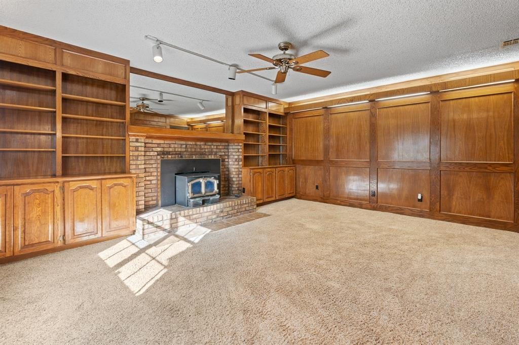 House in Burleson, Texas, United States 5 - 19021058