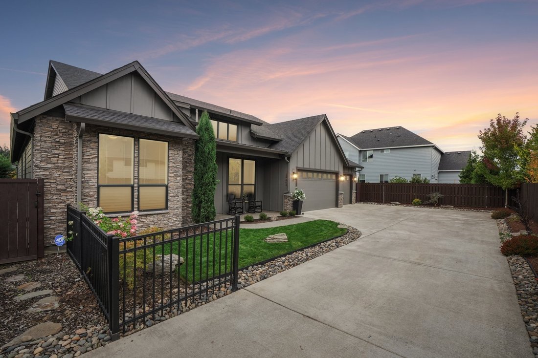 House in Vancouver, Washington, United States 2 - 19029641