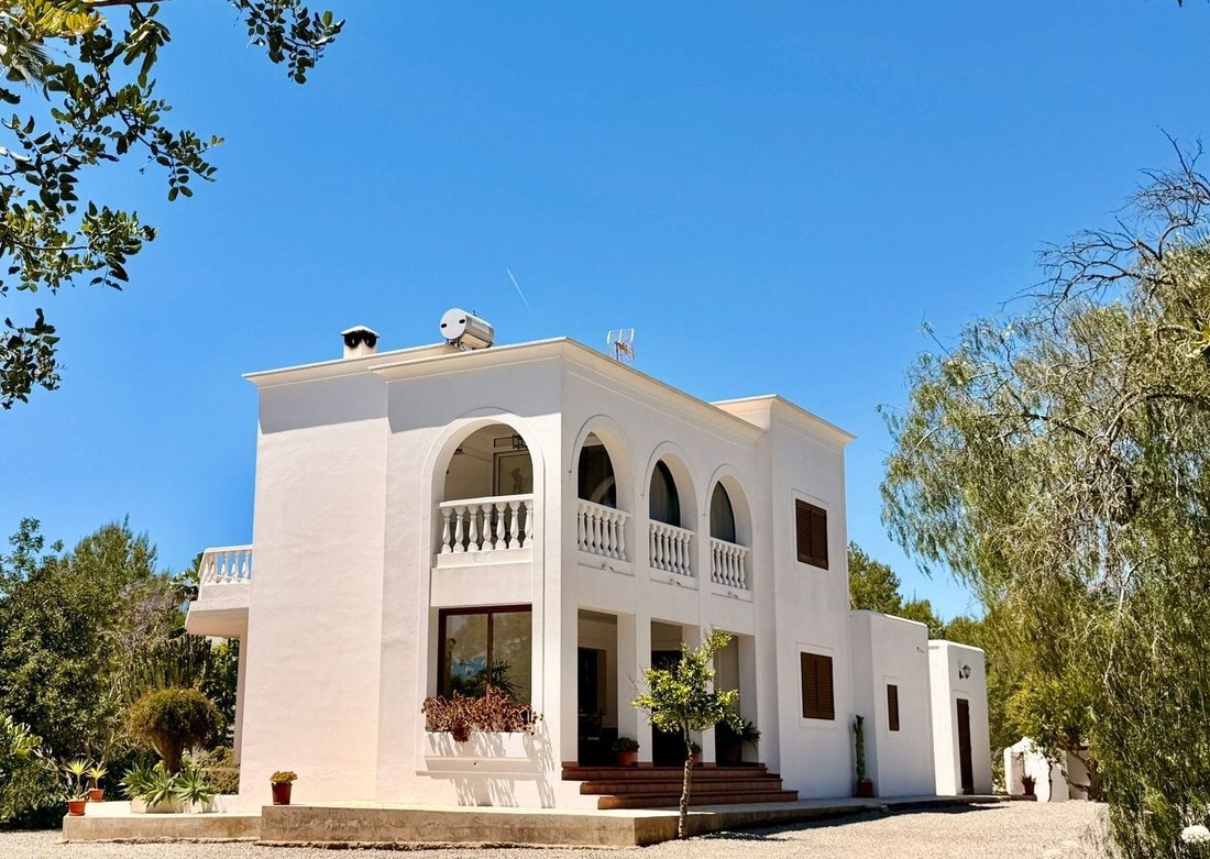 Villa in Santa Eularia des Riu, Balearic Islands, Spain 1 - 19034227