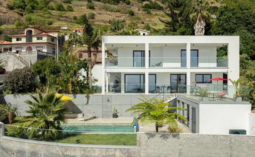 Villa in Arco da Calheta, Madeira, Portugal 1