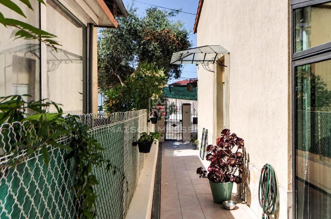 Casa en Niza, Provenza-Alpes-Costa Azul, Francia 5 - 18970991