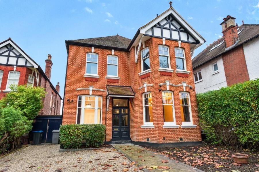 House in Willesden Green, Brent, England 1 - 19023078