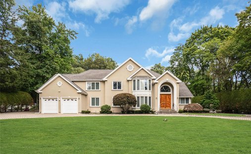 Haus in Huntington Station, New York, Vereinigte Staaten 1