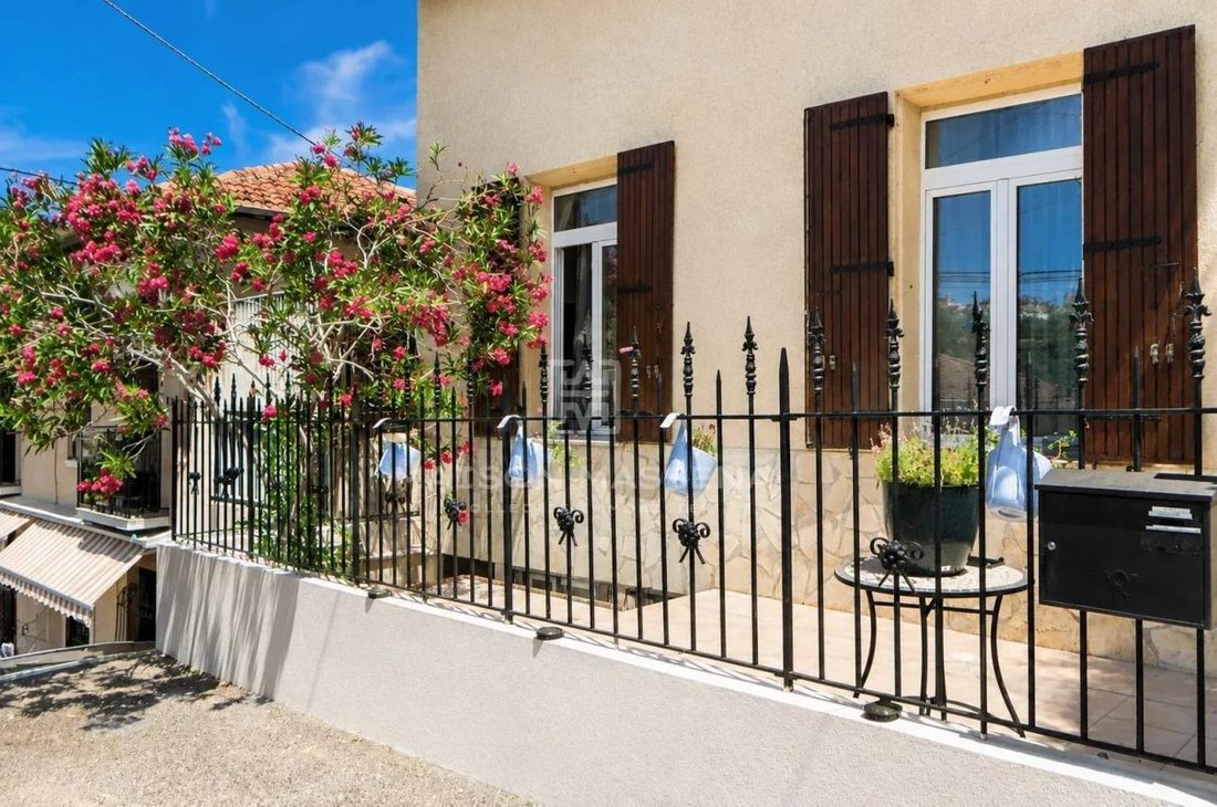 Casa en Niza, Provenza-Alpes-Costa Azul, Francia 1 - 18970991
