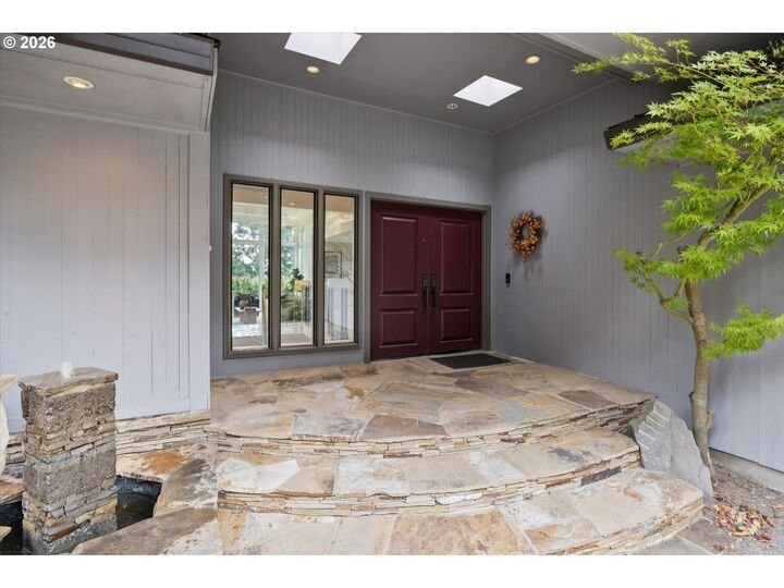 House in Lake Oswego, Oregon, United States 2 - 19032266