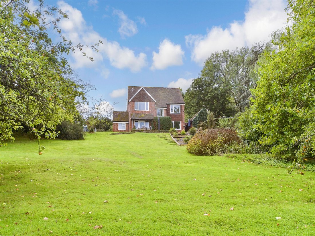 House in East Sussex, England 3 - 19032576