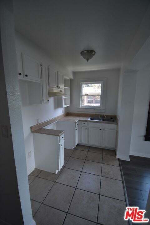 Los Angeles, California, United States 5 - 19023227