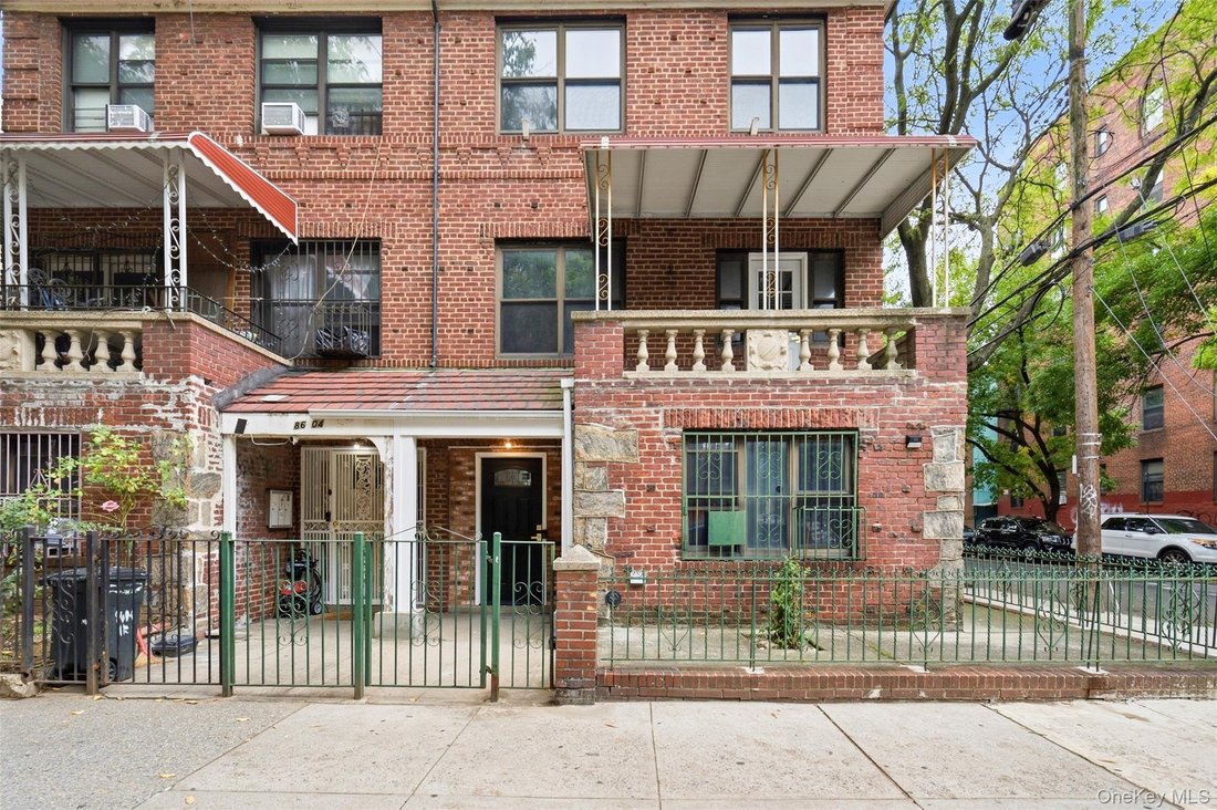 House in New York, New York, United States 3 - 19020604