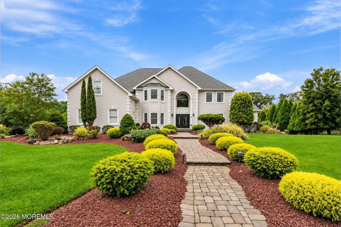 House in Marlboro Township, New Jersey, United States 2 - 19027555