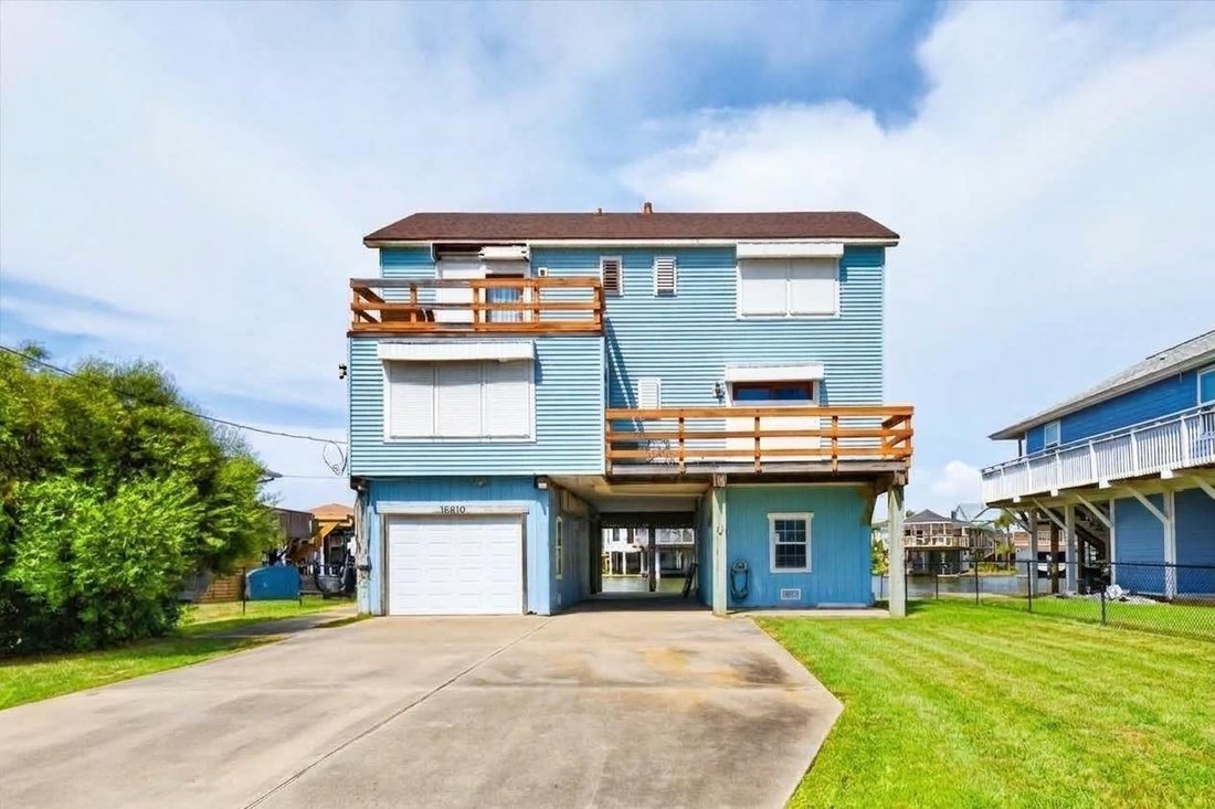 House in Galveston, Texas, United States 1 - 19033616