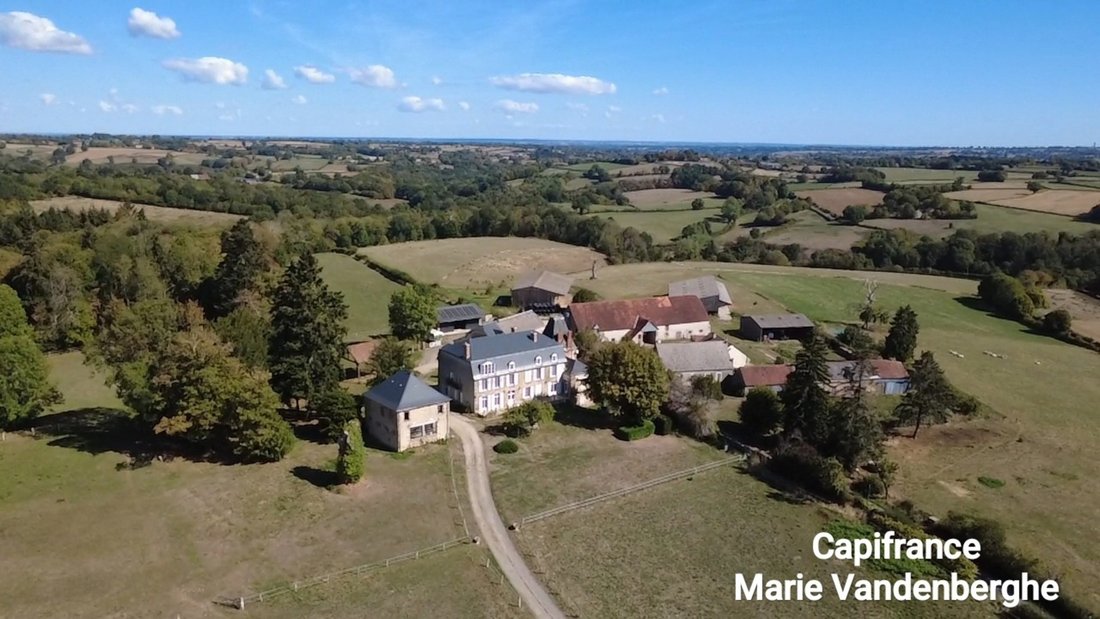 Castle in Aigurande, Centre-Val de Loire, France 1 - 19021666
