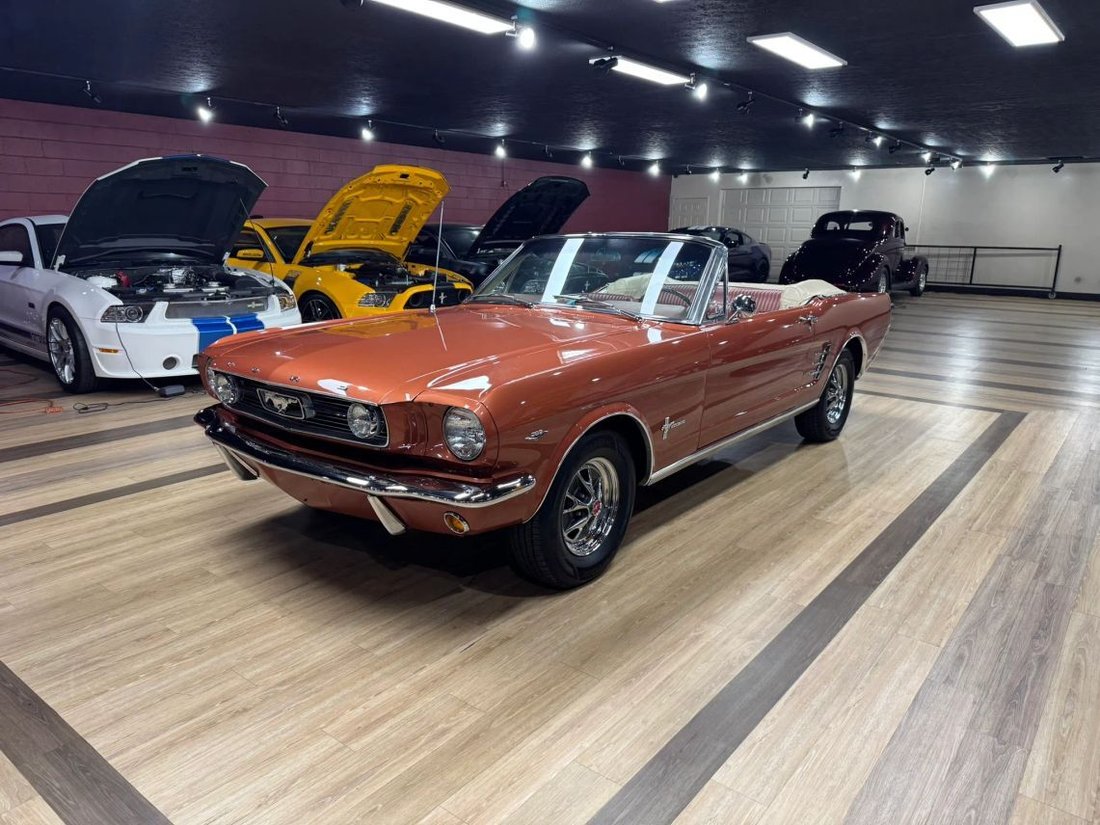 1966 Ford Convertible convertible in Greenfield, IN, United States 1 - 14078276