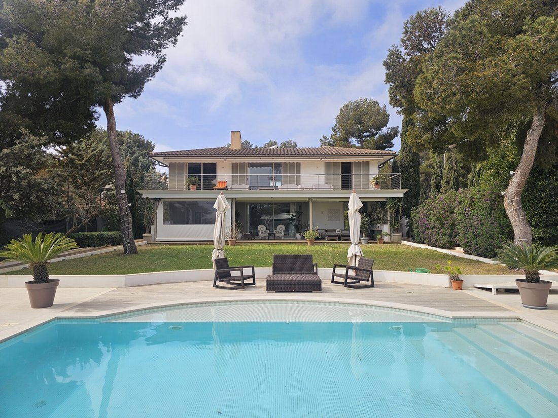 Villa in Sol de Mallorca, Calvia, Balearic Islands 1 - 19021361