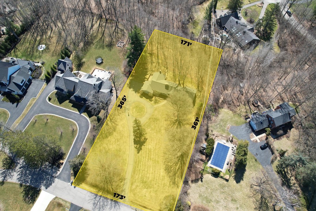House in Beverly Hills, Michigan, United States 1 - 19033010