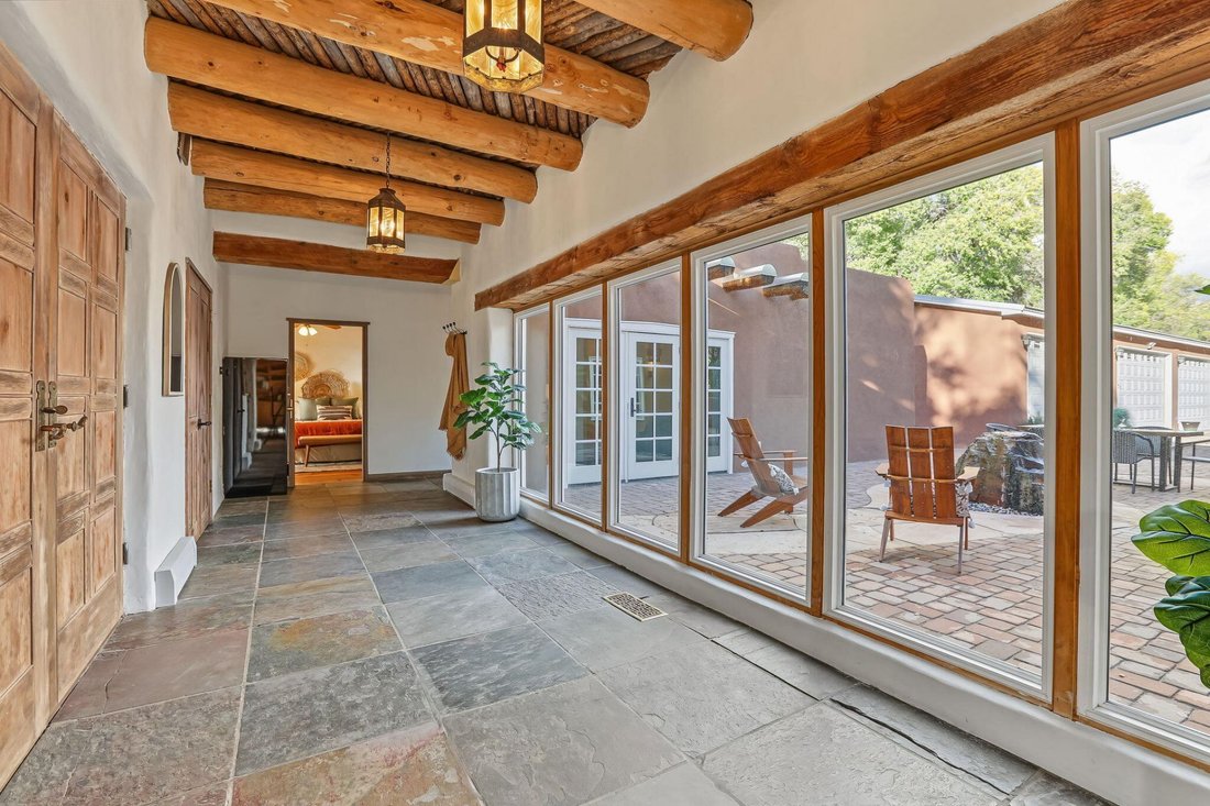 House in Albuquerque, New Mexico, United States 2 - 19026579