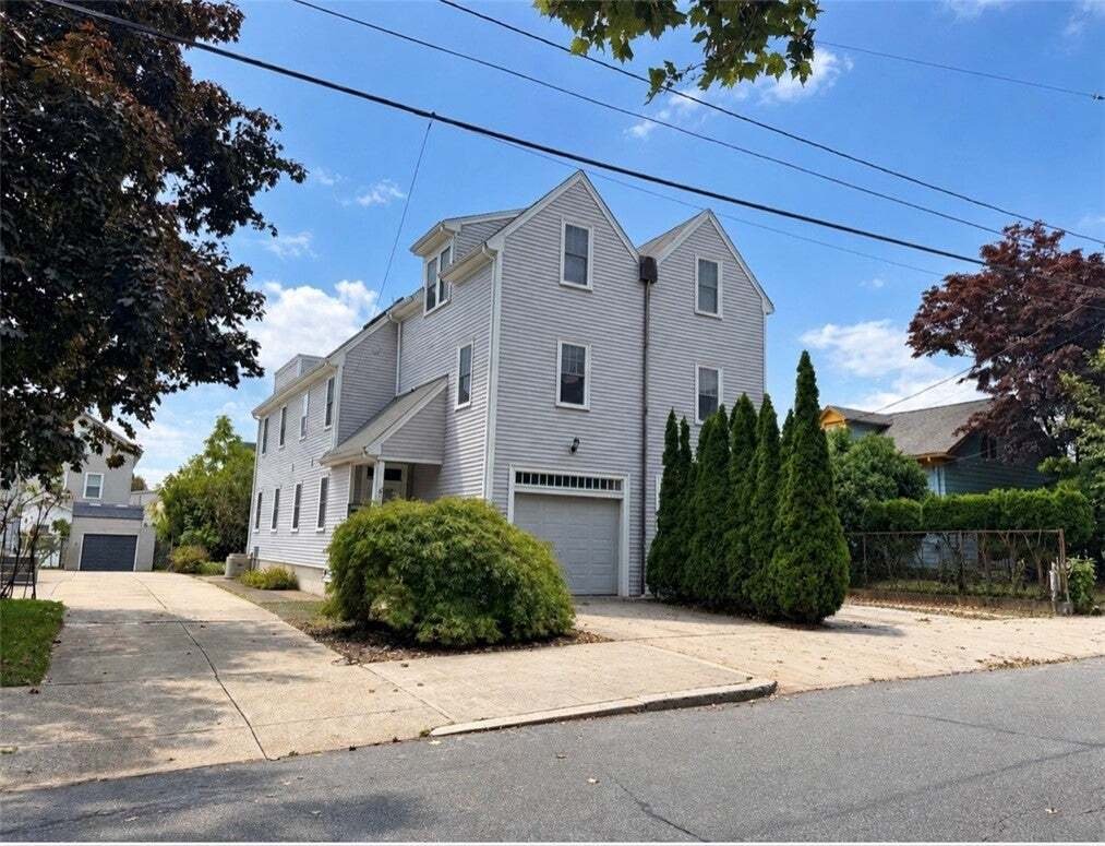 Condo in Providence, Rhode Island, United States 1 - 19020439