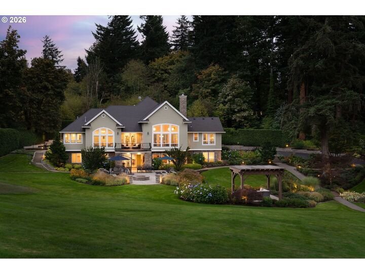 House in West Linn, Oregon, United States 1 - 19032166