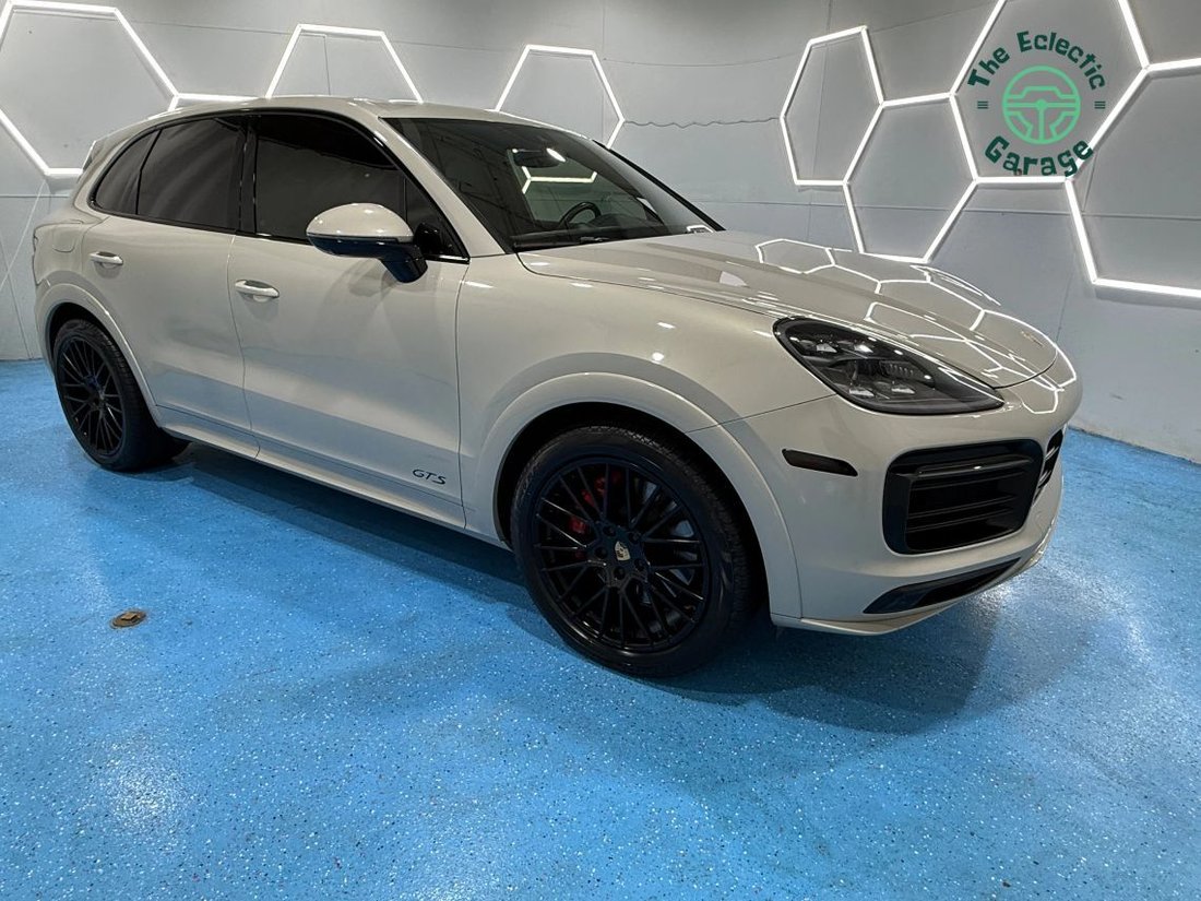 Suv in Bensenville, IL, United States 5 - 19025715