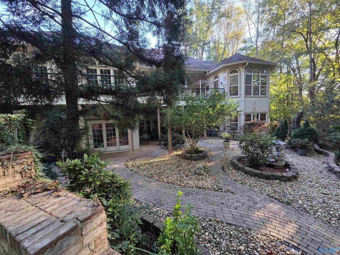 House in Elkmont, Alabama, United States 2 - 19026862