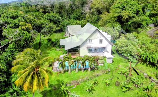 Casa en Saint-Claude, Distrito de Basse-Terre, Guadalupe 1