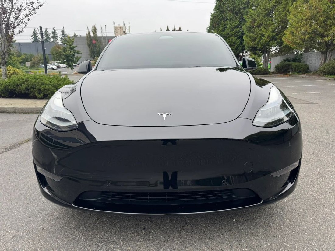 Suv in Bellevue, WA, United States 2 - 19031368